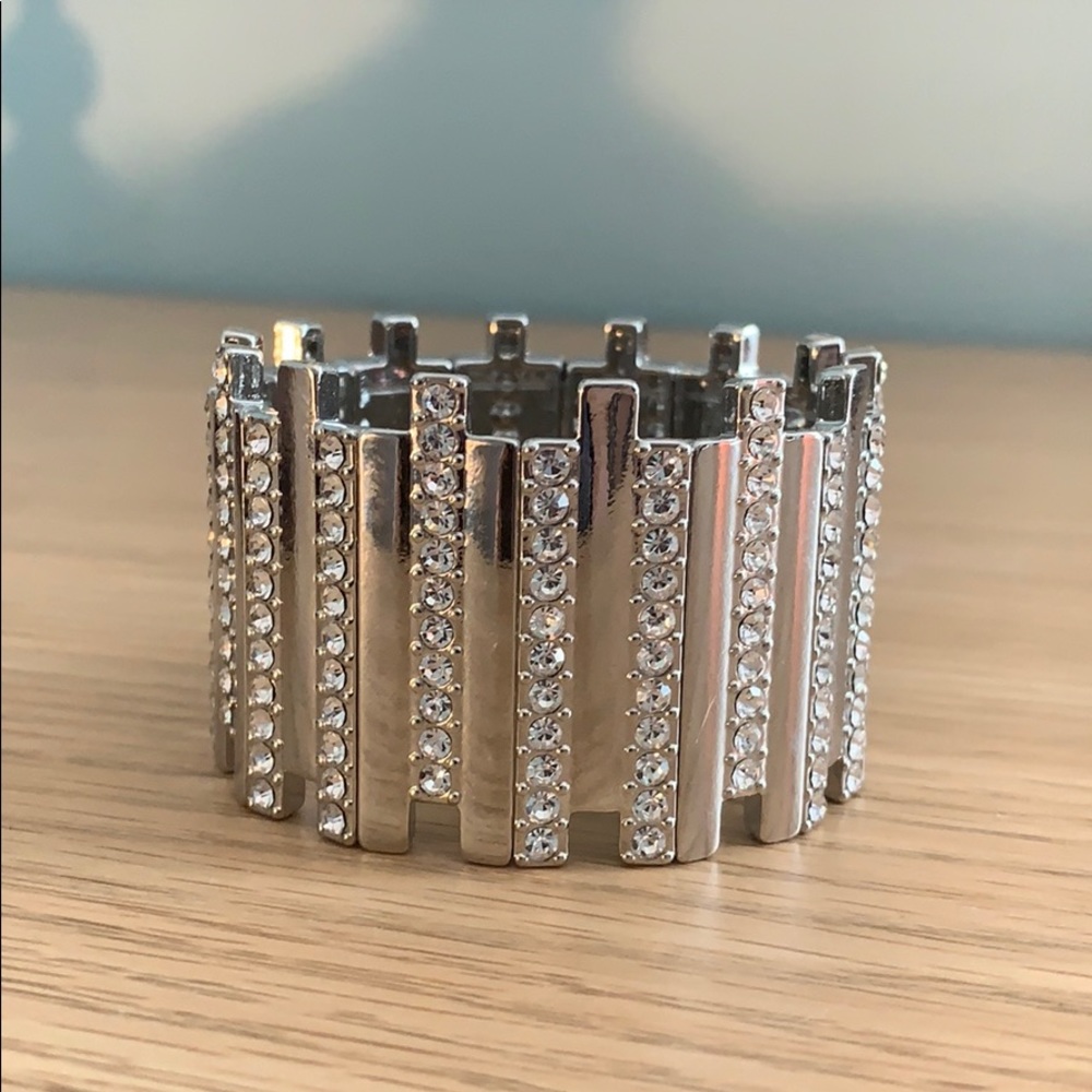 NWOT - Thalia Sodi stretch bracelet